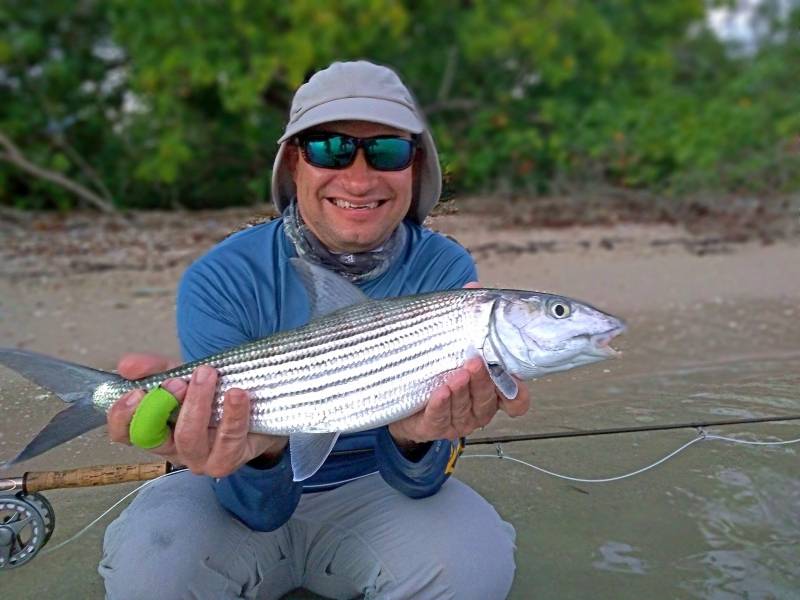 Discover fly and lure fishing on flats in Guadeloupe