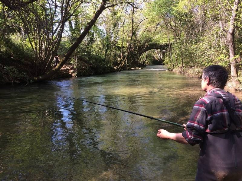 Journée de pêche de la truite en rivière varoise