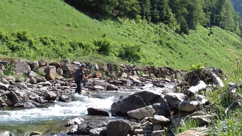 Initiation à la pêche à la mouche dans les Pyrénées